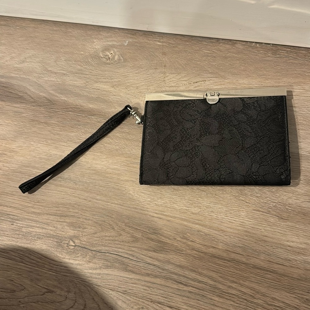 Black lace wristlet